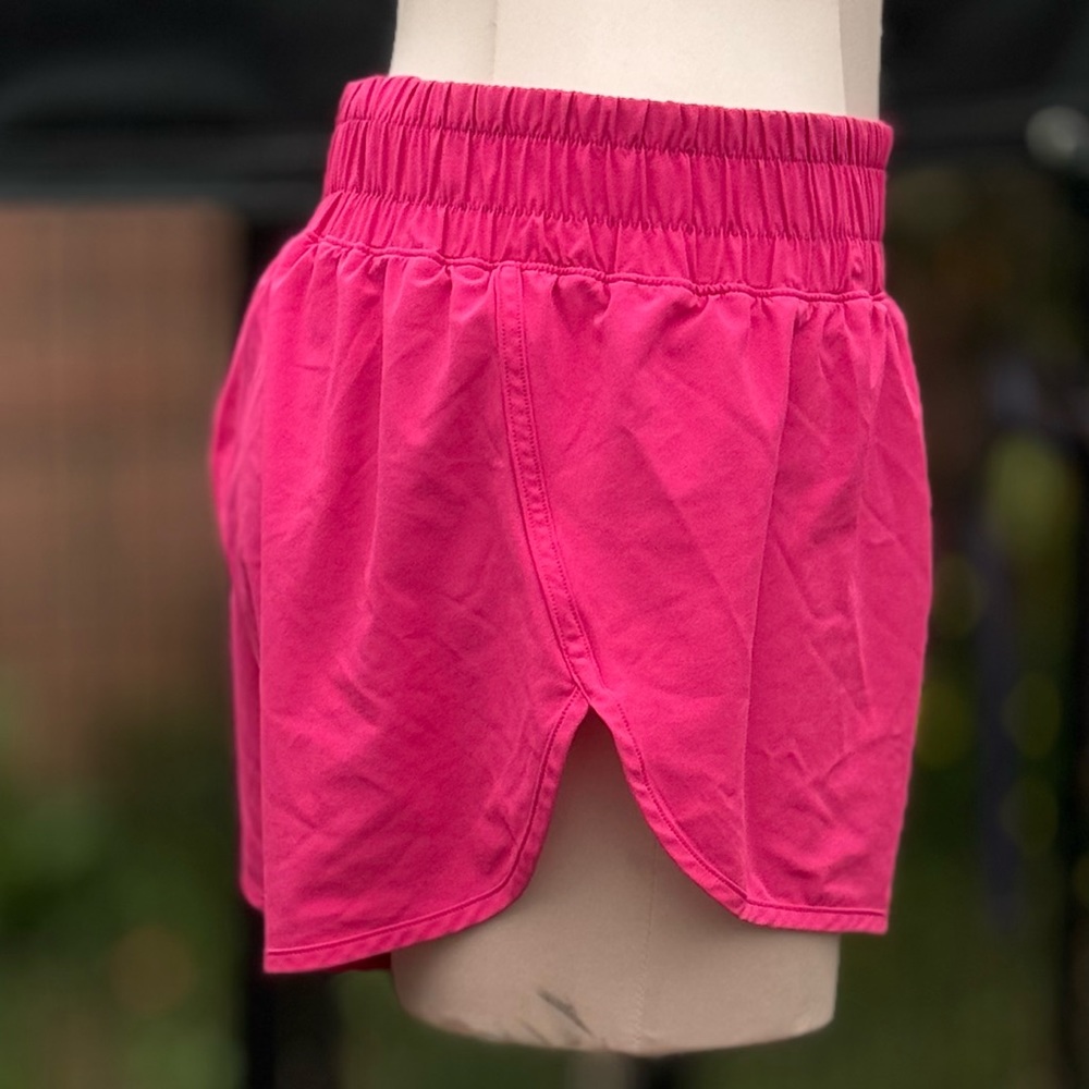 Victoria’s Secret Sport Shorts Size M - Picture 2 of 8